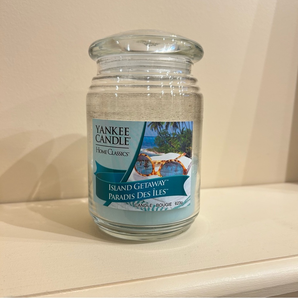 Yankee Candle Island Getaway Scented Candle